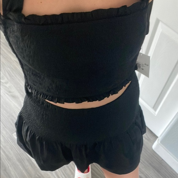 Black Two-Piece Set Smocked Skirt Set - Picture 5 of 8